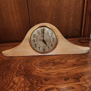Sessions mantle clock